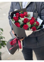 11 Gül Buketi